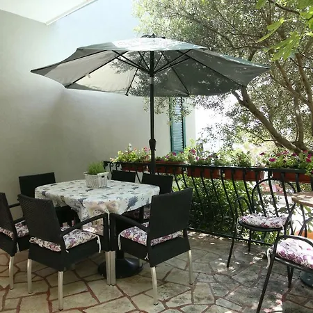 Guest house Dasa 3*
